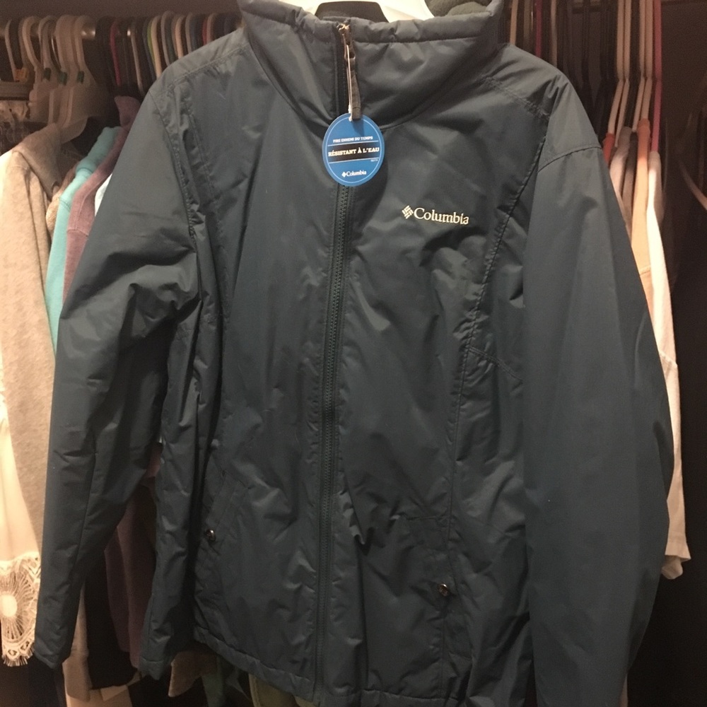 Columbia Omni shield jacket NEW WIRH TAGS!